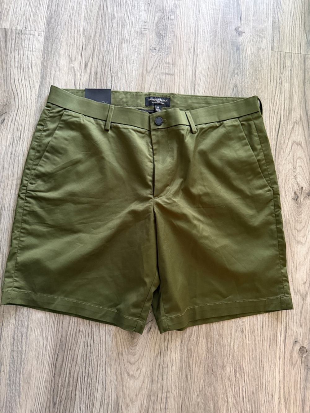 Banana Republic Olive Core Temp Shorts